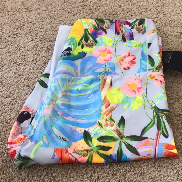 New! Nike Printed multi full length tights - Picture 7 of 8